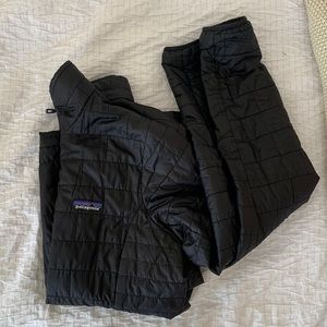 Black Patagonia Lightweight Nano Puff